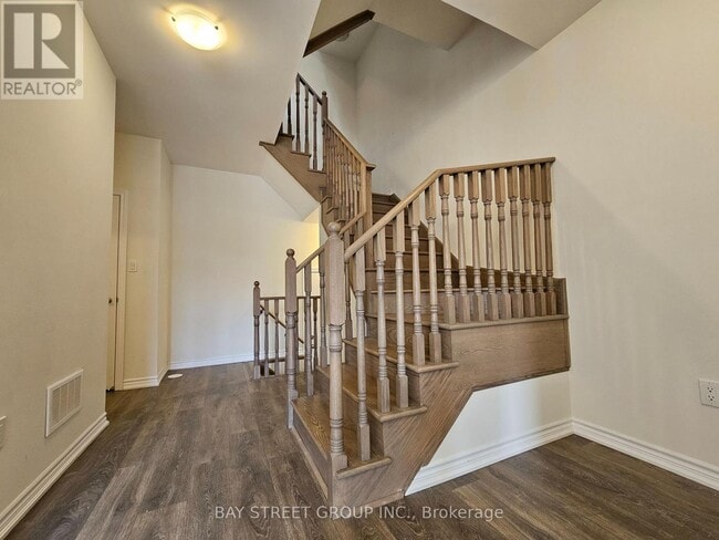 Building Photo - 584 Murrell Blvd