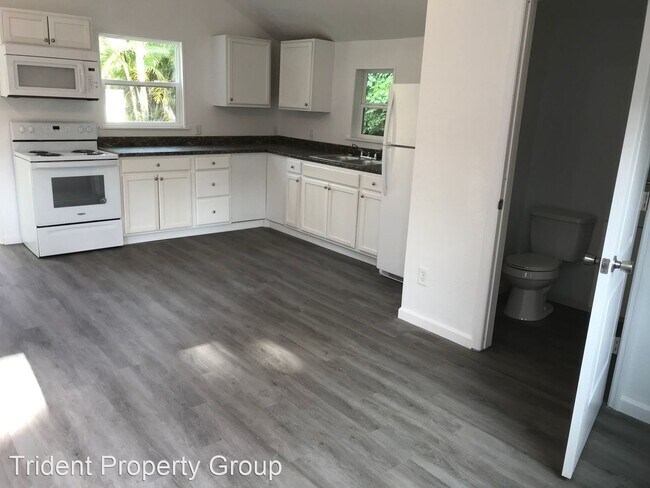 Foto del edificio - 1 br, 1 bath House - 2702 S Brown Ave