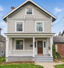 Building Photo - 3439 Duncan Ave