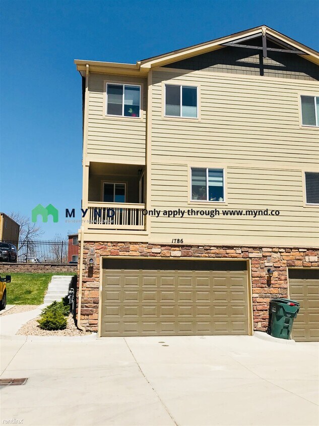 1786 Aspen Meadows Cir, Federal Heights, CO 80260 Townhome Rentals in