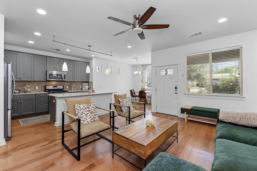 Photo - 4408 Banister Lane Unit B