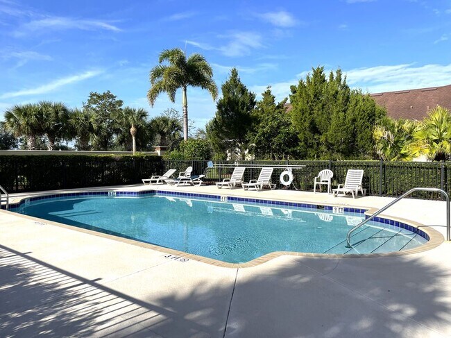 Building Photo - 5757 Tamarac Dr