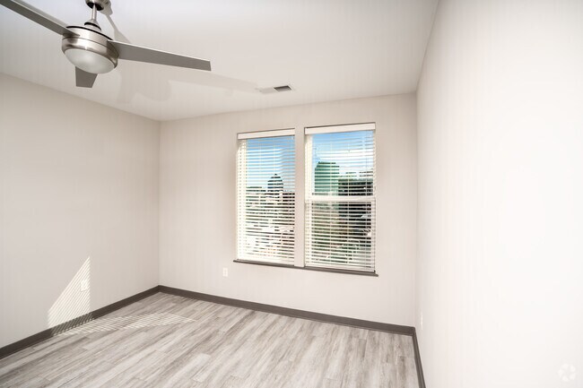 3 habitaciones, 2 baños - 132 m² - Brightleaf on Main