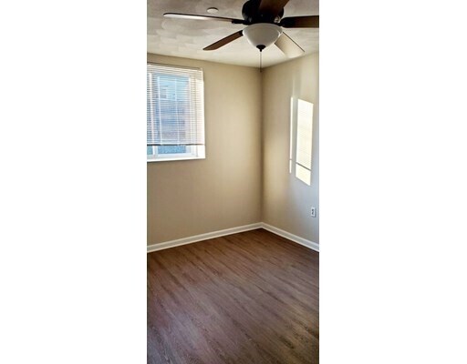 Foto del edificio - 24 Vernon St