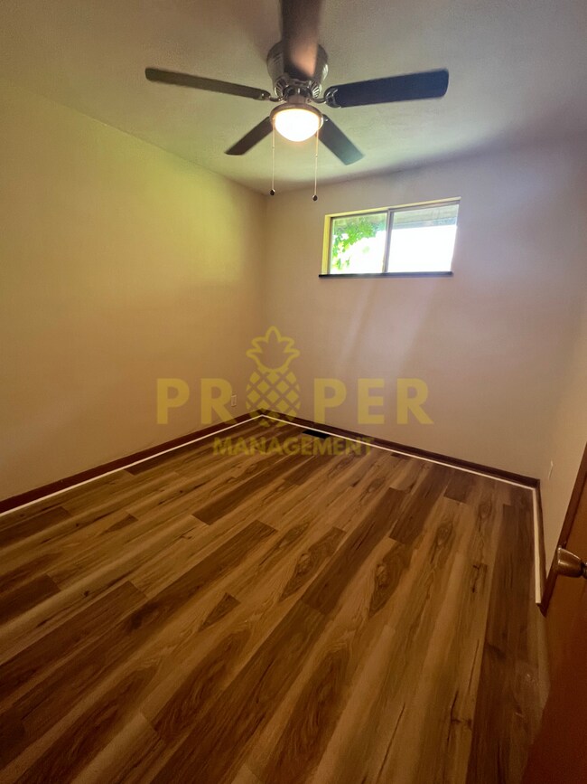 Foto del edificio - 3 bedrooms 1 bathroom house