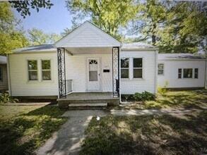 Building Photo - 3807 White St