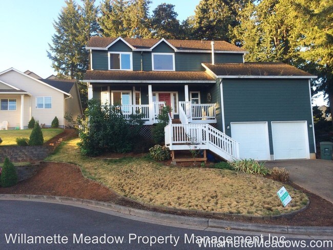 Building Photo - 3050 Briana Ct NW