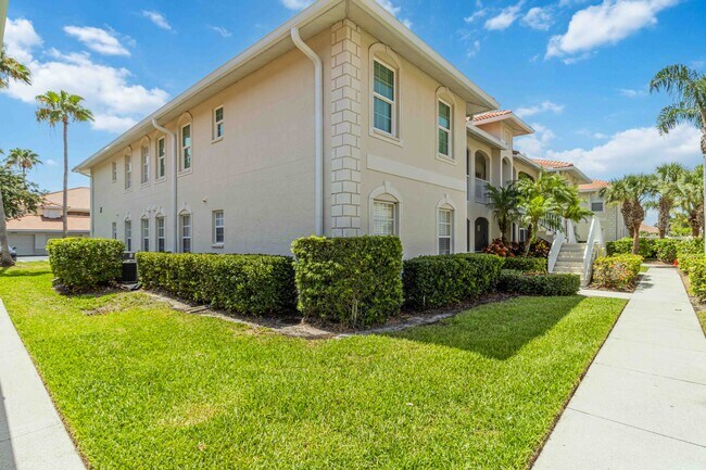 Building Photo - 8202 L Pavia Blvd