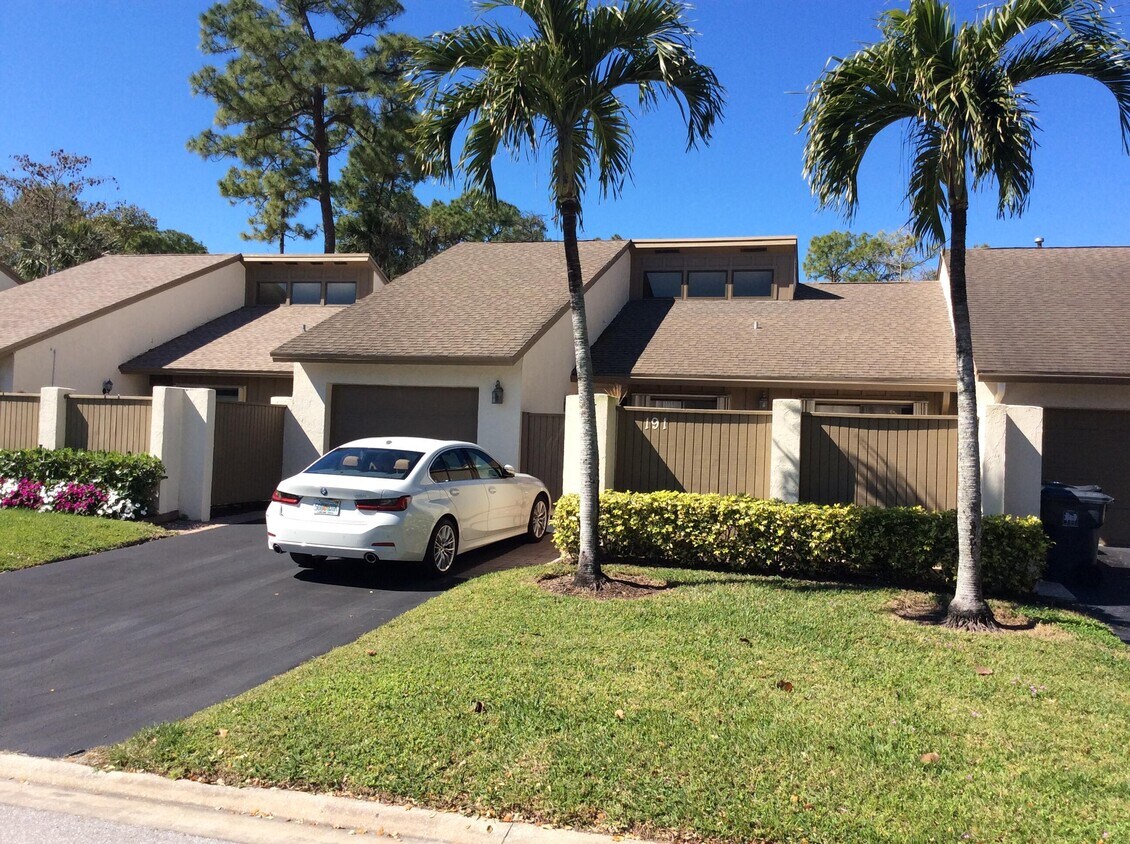 Foto principal - 191 Pleasant Wood Dr