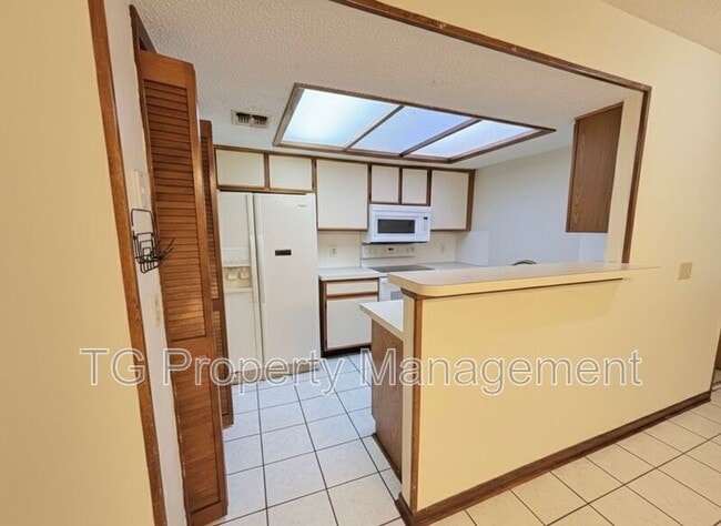 Foto del edificio - 703 Trekker St