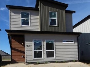 Building Photo - 1040 Boardwalk Ave