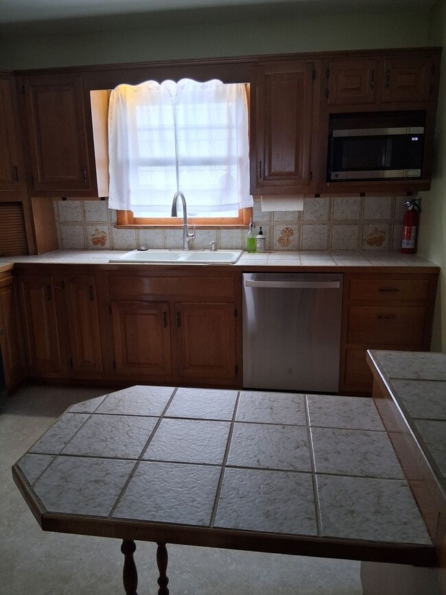 Foto del edificio - 3BR/ 2.5 Bath  Single Family Home in  Northside Neighborhood