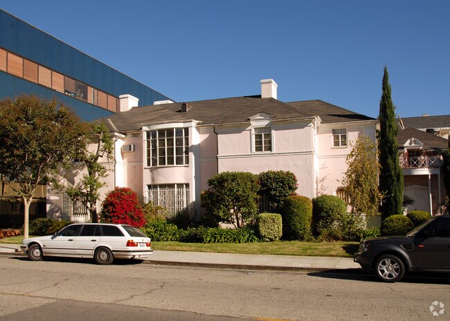 Foto del edificio - Beverly Villa Apts