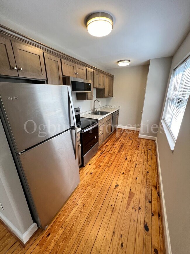 Building Photo - 605010 - PILOT VIEW/CAROLINA AVENUE