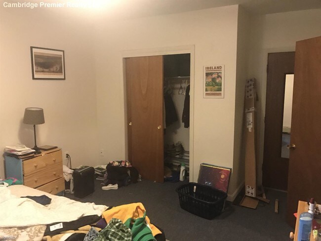 Building Photo - 1 br, 1 bath Apartment - 569 Somerville Av