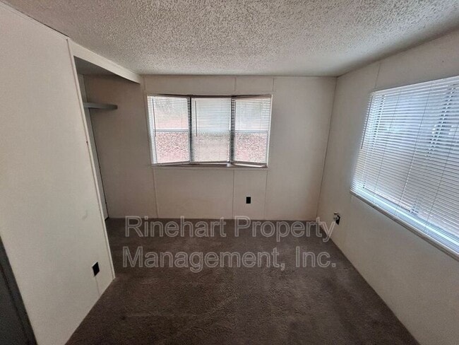 Foto del edificio - 4362 Cureton Ferry Rd