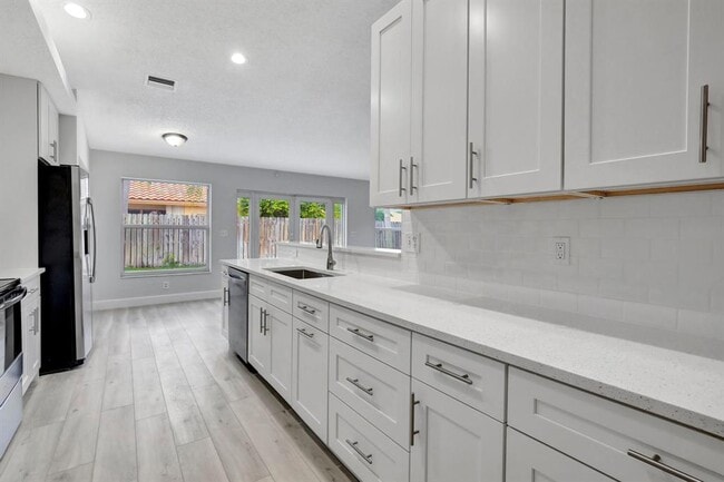 Building Photo - 5200 NW 66th Ave