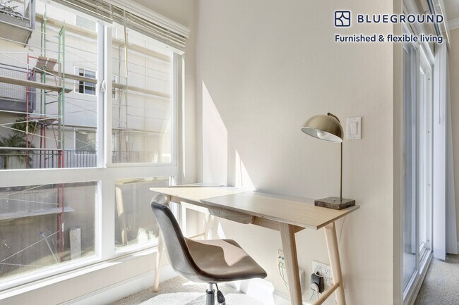 Foto del edificio - 28124 Peacock Ridge Dr