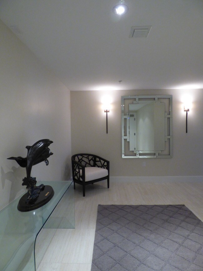 Building Photo - 155 S Ocean Avenue 505