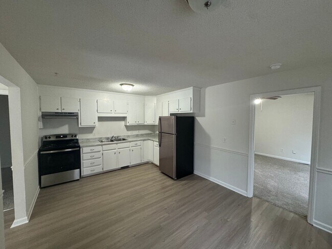 Foto del edificio - 126 Woodside Ave