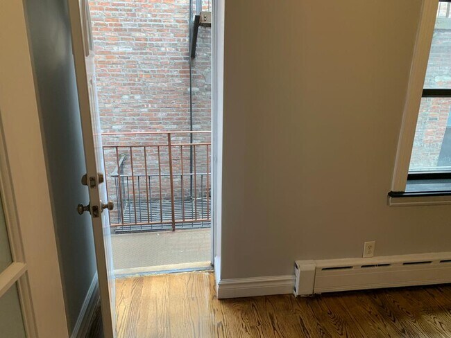 Foto del edificio - 245 E 60th St