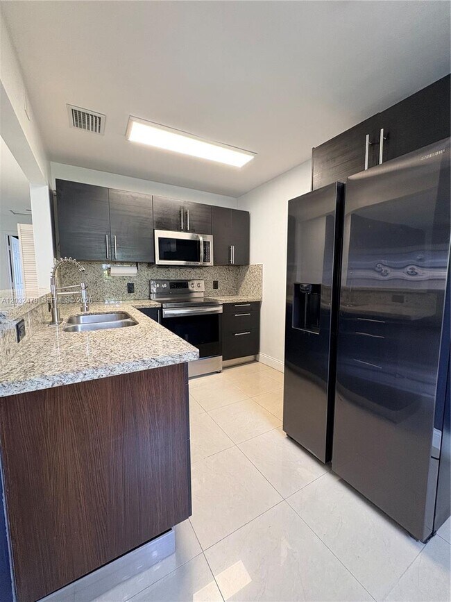 Foto del edificio - 1116 N 61st Ave