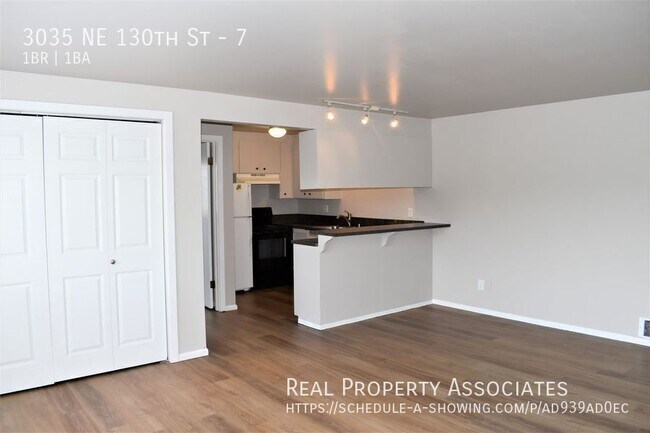 Foto del edificio - 3035 NE 130th St