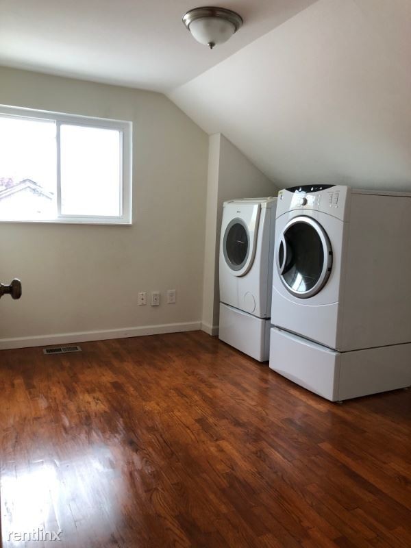 Building Photo - 5 br, 2 bath House - 621 Van De Vanter Ave