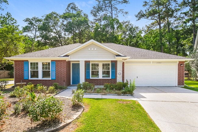 Building Photo - 21882 Pinewilde Ct