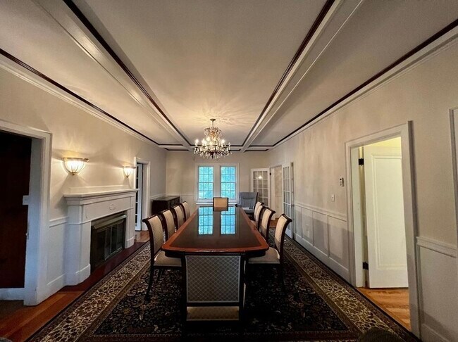 Building Photo - 164 Arborway