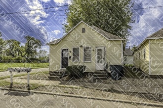 Building Photo - 625 S Mound St