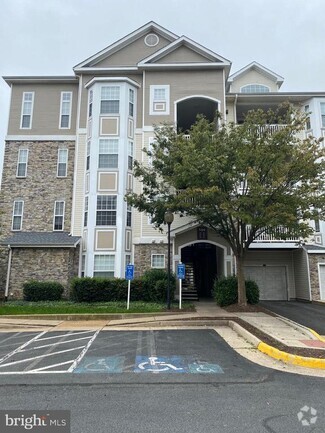 Building Photo - 506 Sunset View Terrace SE