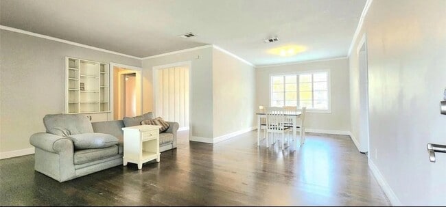 Foto del edificio - 6927 Burgess St