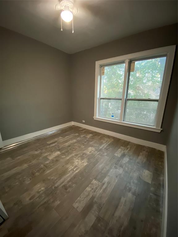 Building Photo - 1032 W Austin St