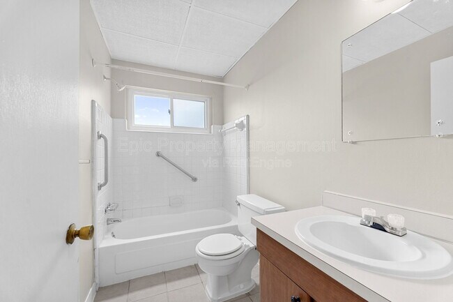 Foto del edificio - 426 Oak St