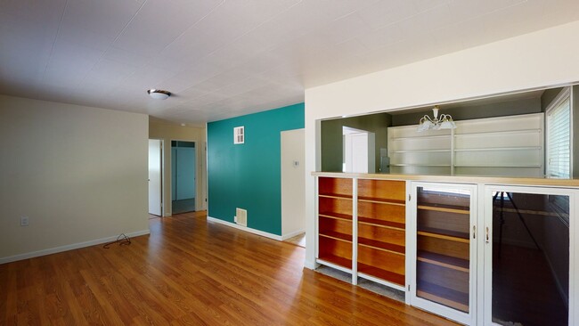 Building Photo - May Valley Road business opportunity avail...