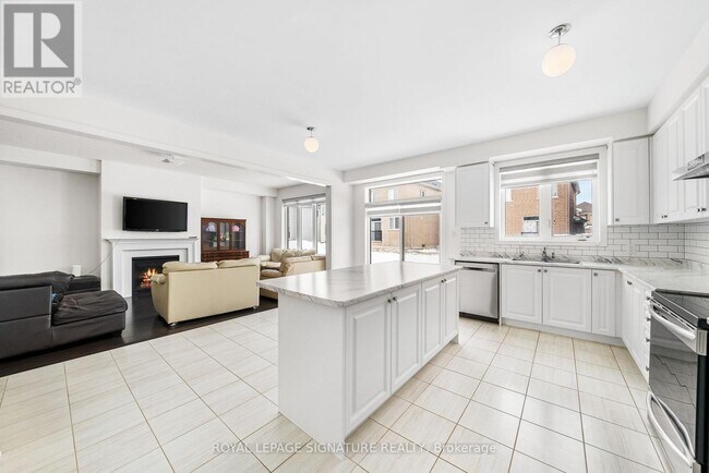 Photo du bâtiment - 196 Limestone Ln