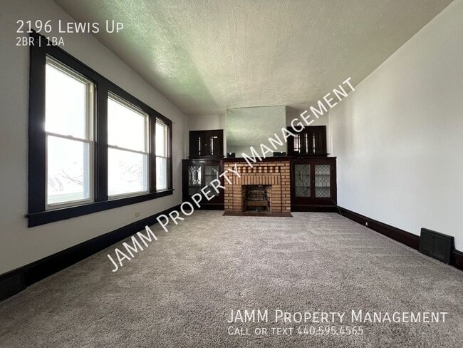 Building Photo - 2-Bedroom Duplex Apartment in Beautiful La...