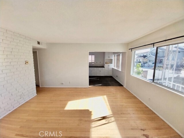 Building Photo - 4465 W 142nd St
