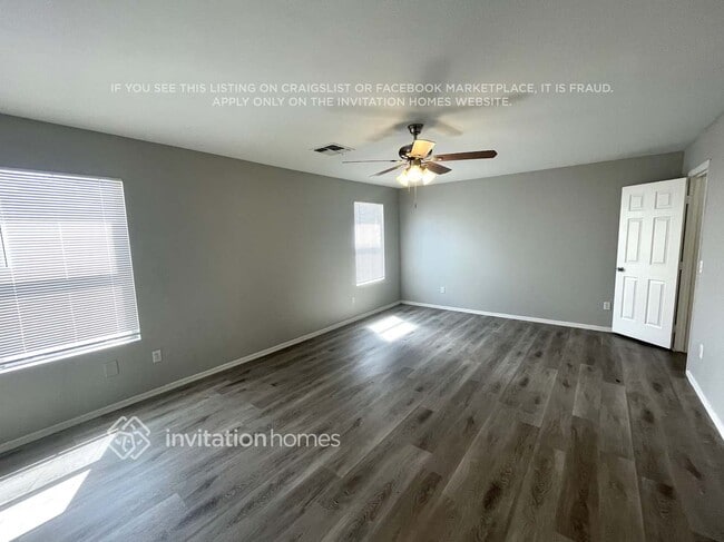 Foto del edificio - 1429 S Crossbow Ct