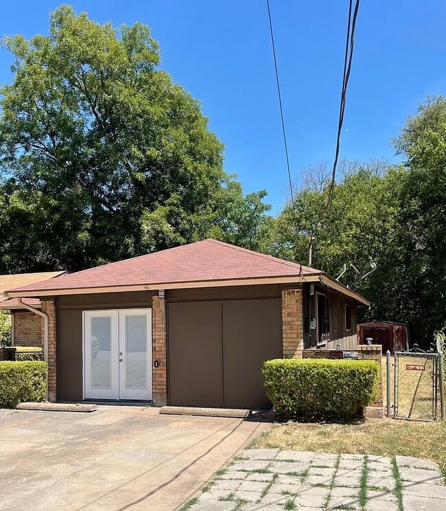 Building Photo - 1107 Thurgood Cir