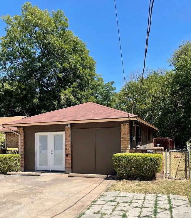 Foto del edificio - 1107 Thurgood Cir