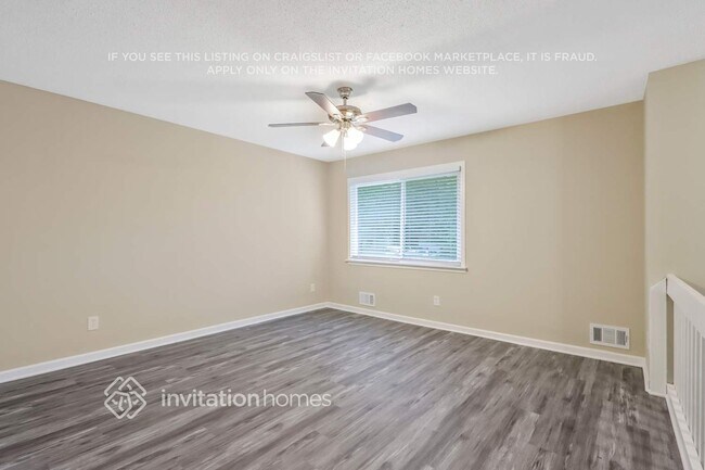 Foto del edificio - 2461 Northbrook Rd