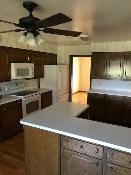 Building Photo - 285 Poplar Hill Rd
