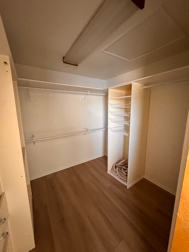 Foto del edificio - 5183 Topanga Canyon Blvd