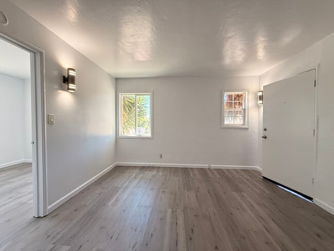 Building Photo - 5360 Brookdale Ave