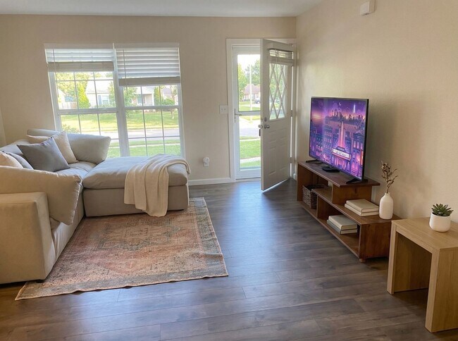 Foto del edificio - 2 Bed / 2 Bath Single Family Home in Lakewood | $2,300/mo