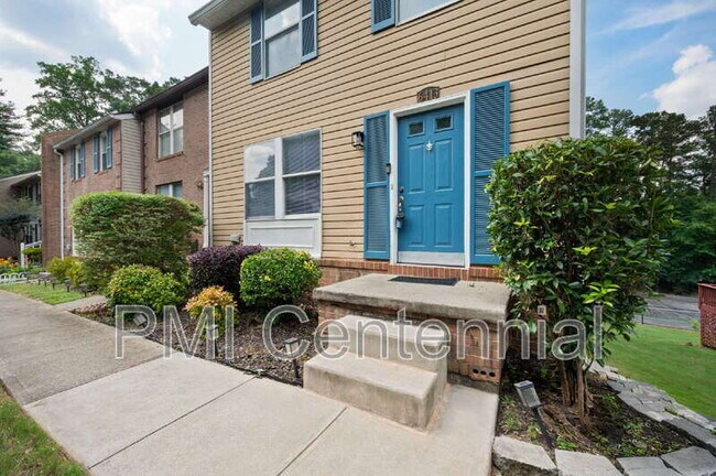Building Photo - 6413 Wedgewood Trce