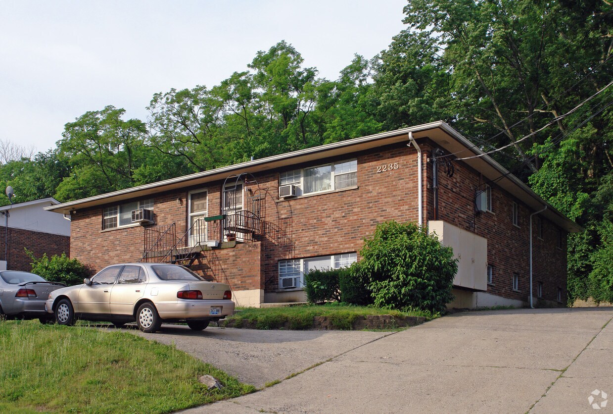 2235 Hanser Dr, Covington, KY 41011 Apartments in Covington, KY