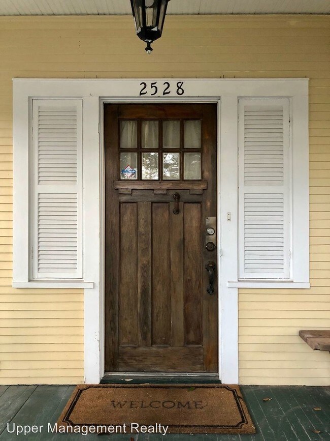 Building Photo - 2528 Palmer Ave